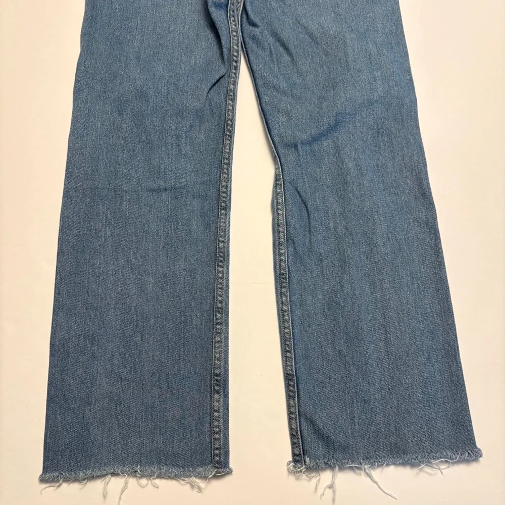 Levis 505 Straight Fit Jeans Mens 36x30 Blue Raw Hem Distressed Denim